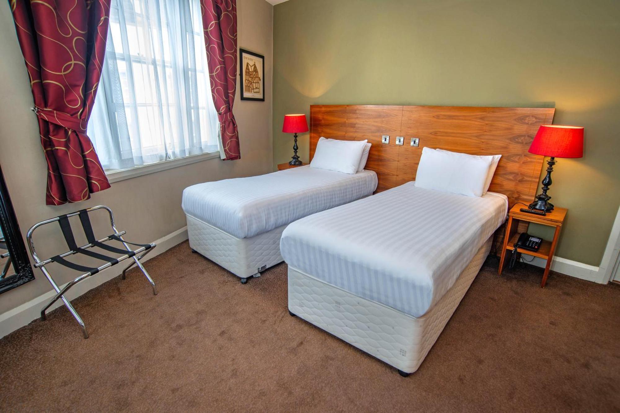 The Shrewsbury Hotel Wetherspoon Extérieur photo