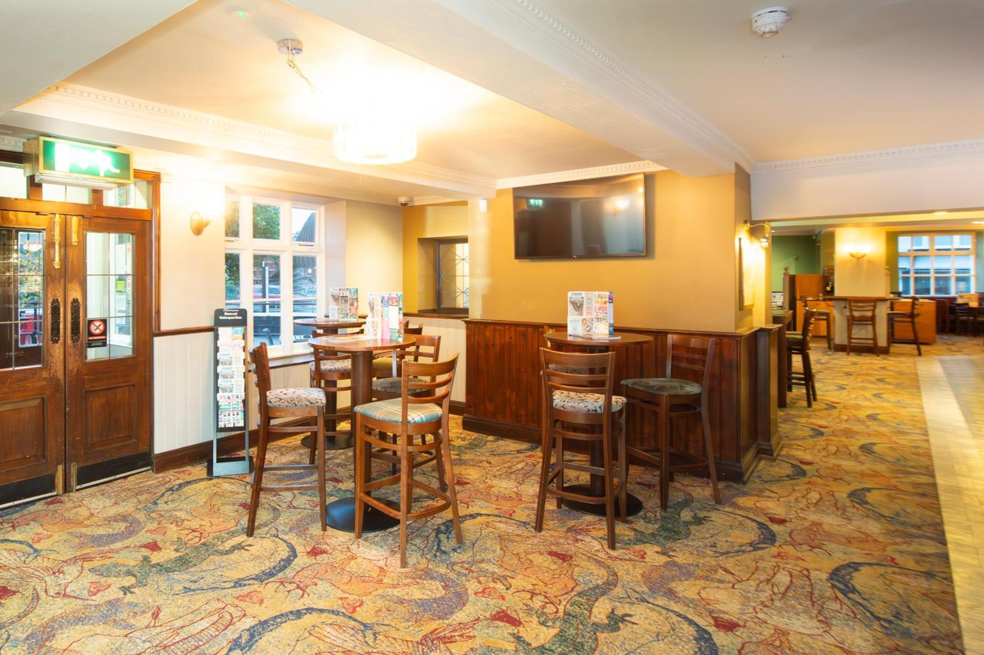 The Shrewsbury Hotel Wetherspoon Extérieur photo