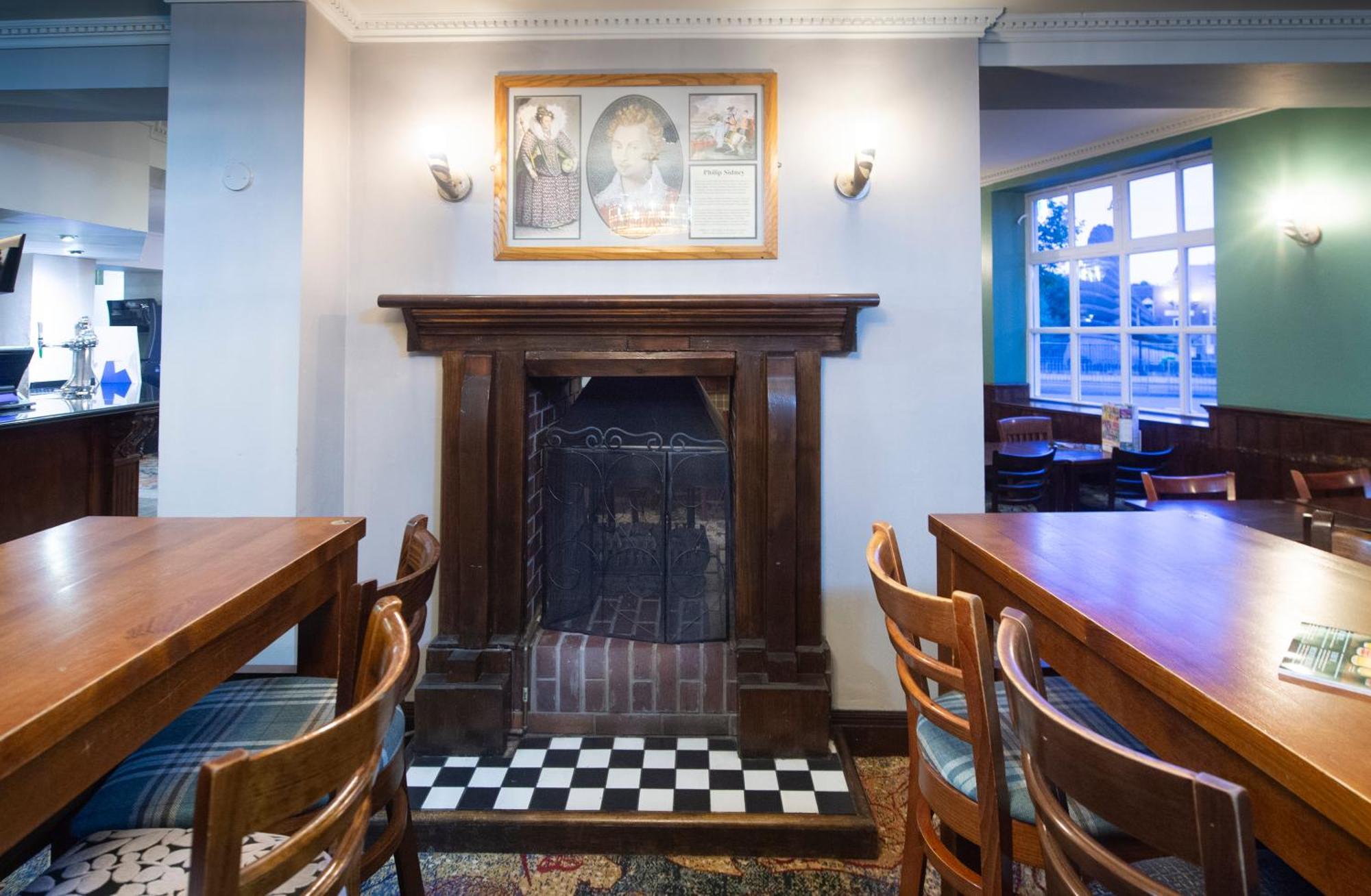 The Shrewsbury Hotel Wetherspoon Extérieur photo