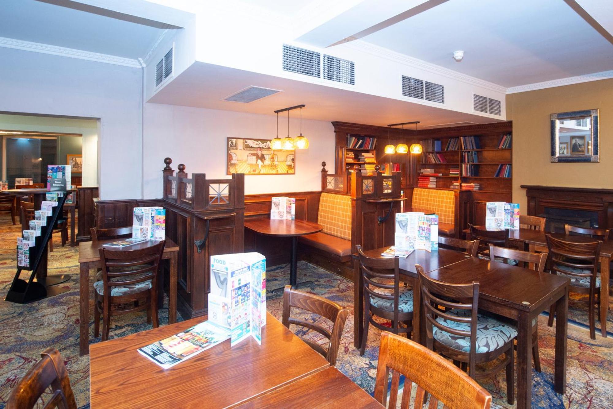 The Shrewsbury Hotel Wetherspoon Extérieur photo