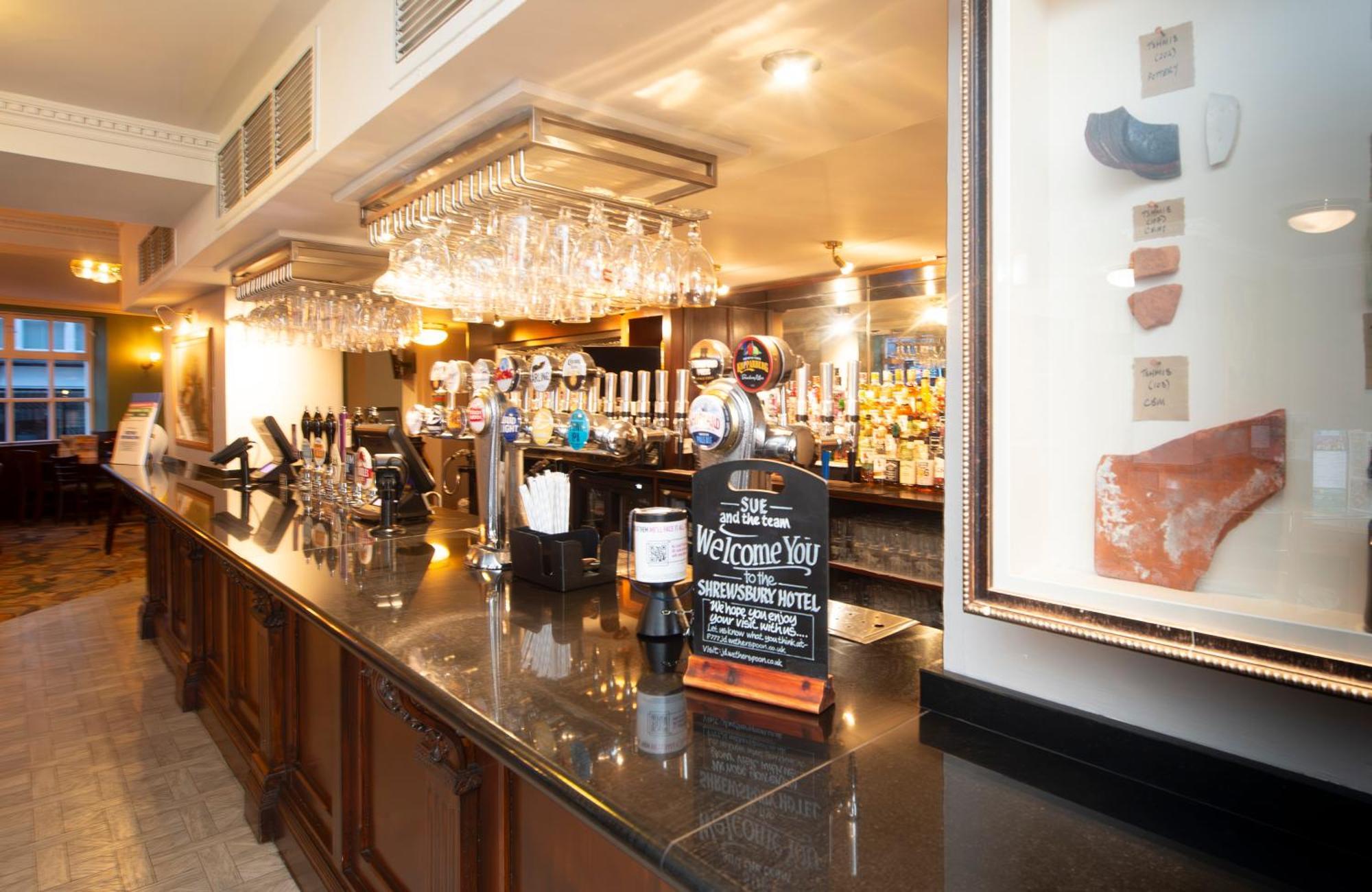 The Shrewsbury Hotel Wetherspoon Extérieur photo