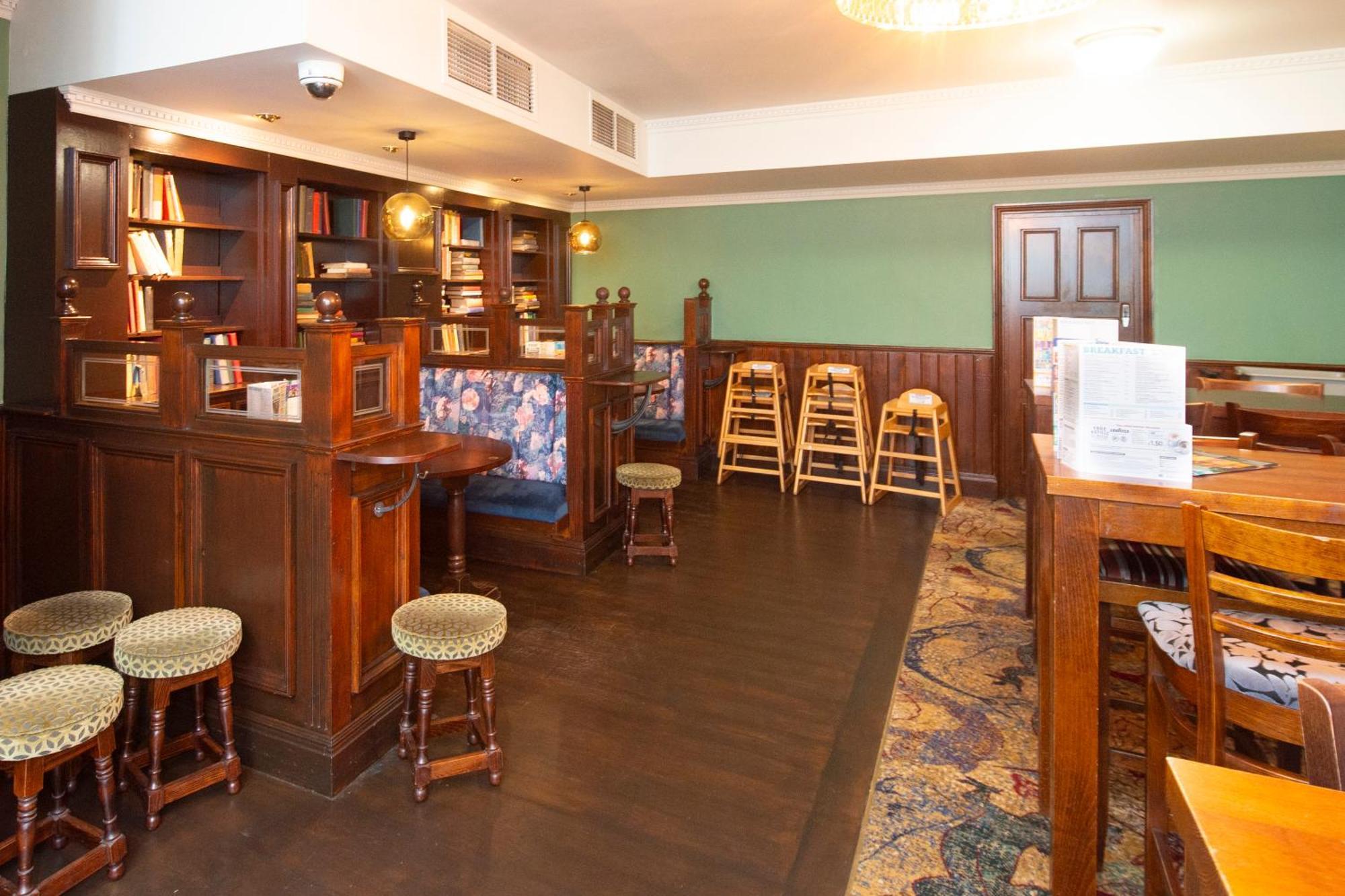 The Shrewsbury Hotel Wetherspoon Extérieur photo