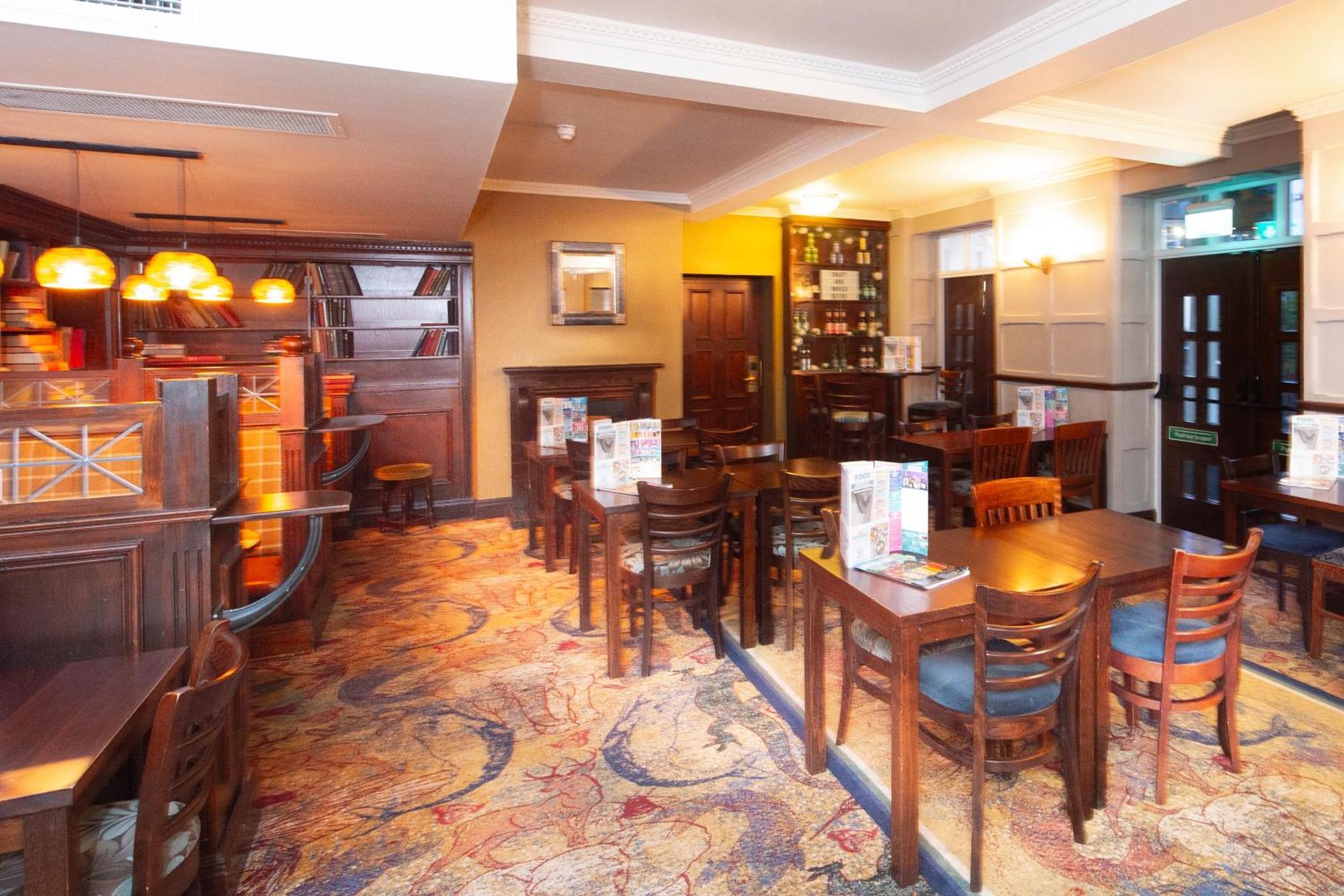 The Shrewsbury Hotel Wetherspoon Extérieur photo