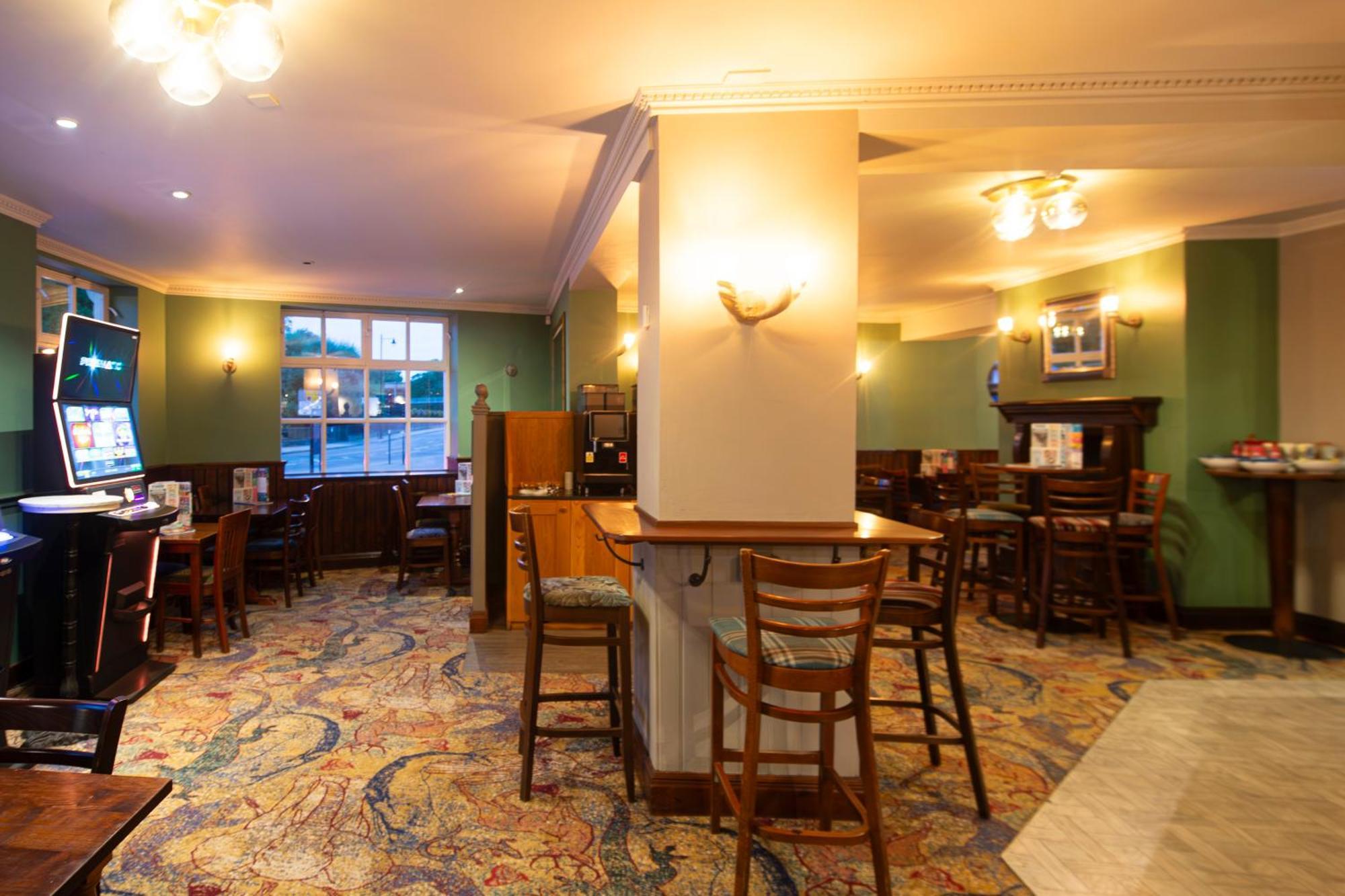 The Shrewsbury Hotel Wetherspoon Extérieur photo