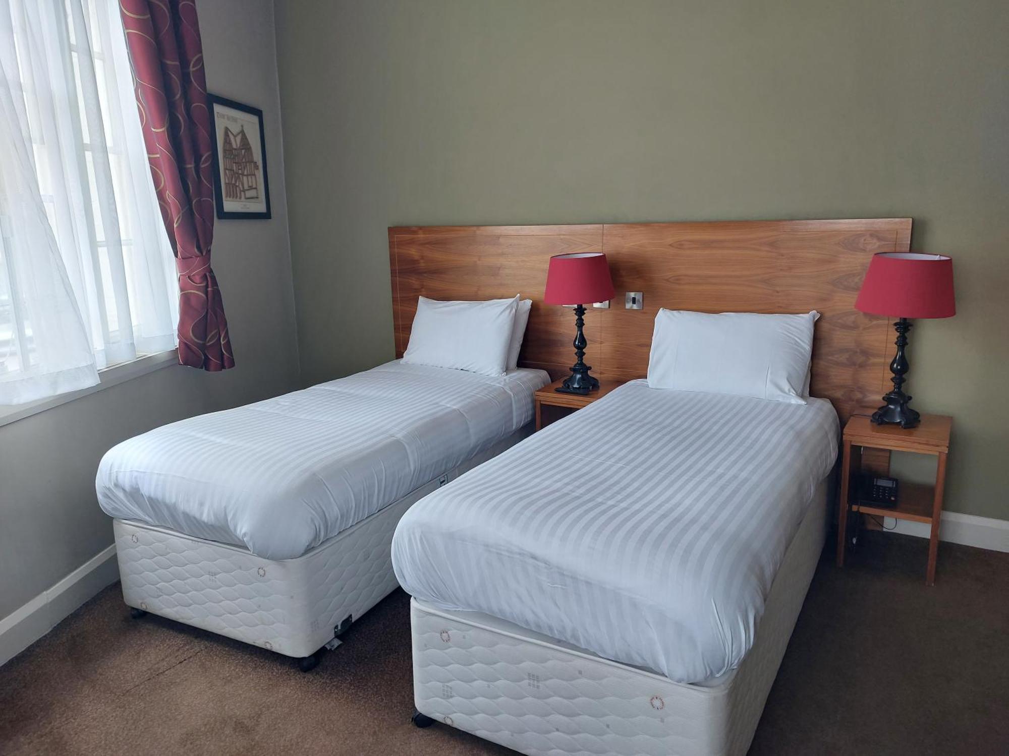 The Shrewsbury Hotel Wetherspoon Extérieur photo