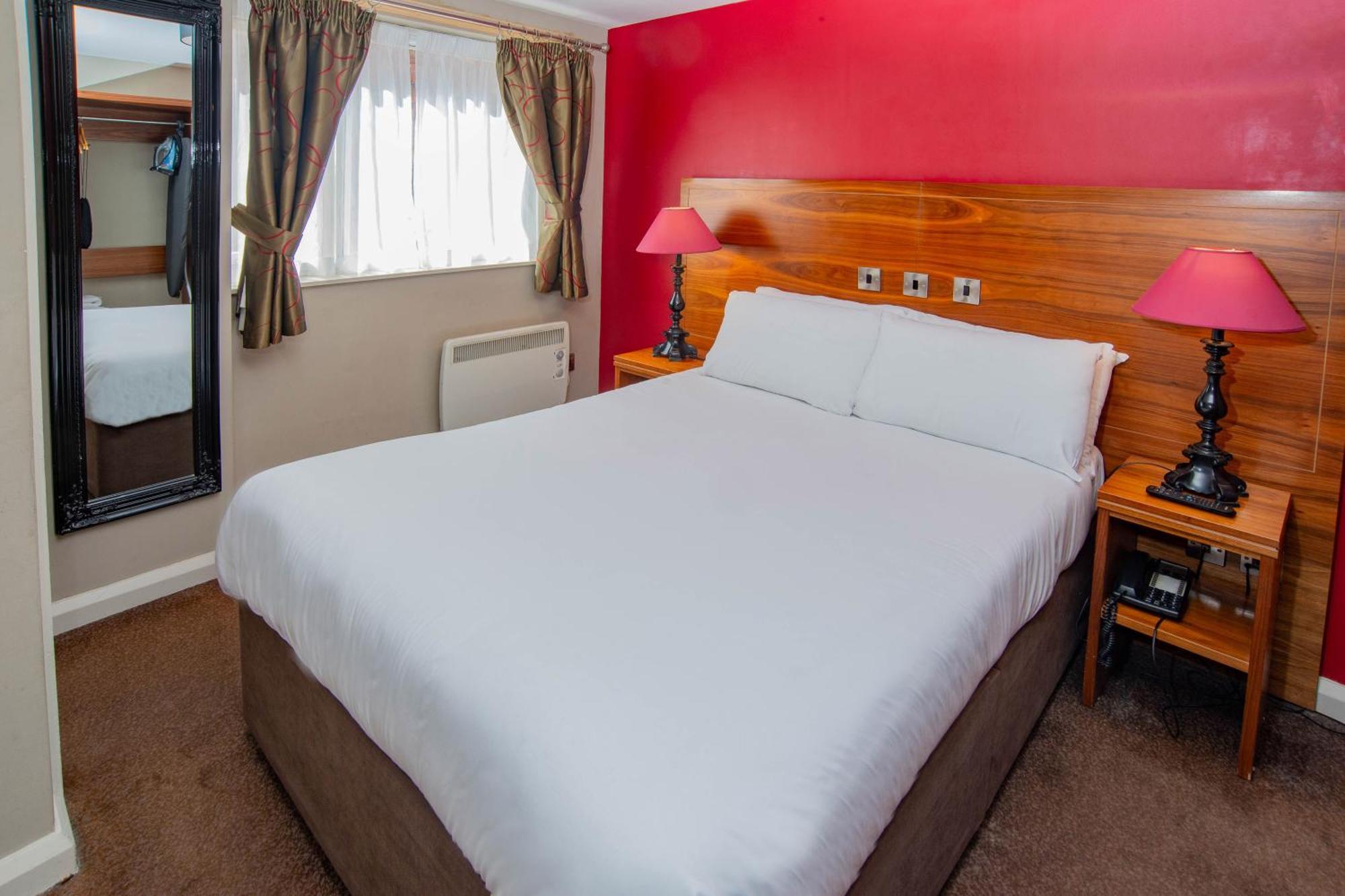 The Shrewsbury Hotel Wetherspoon Extérieur photo
